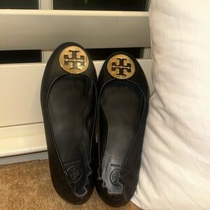Tory Burch Minnie Ballet Shoes w/gold logo